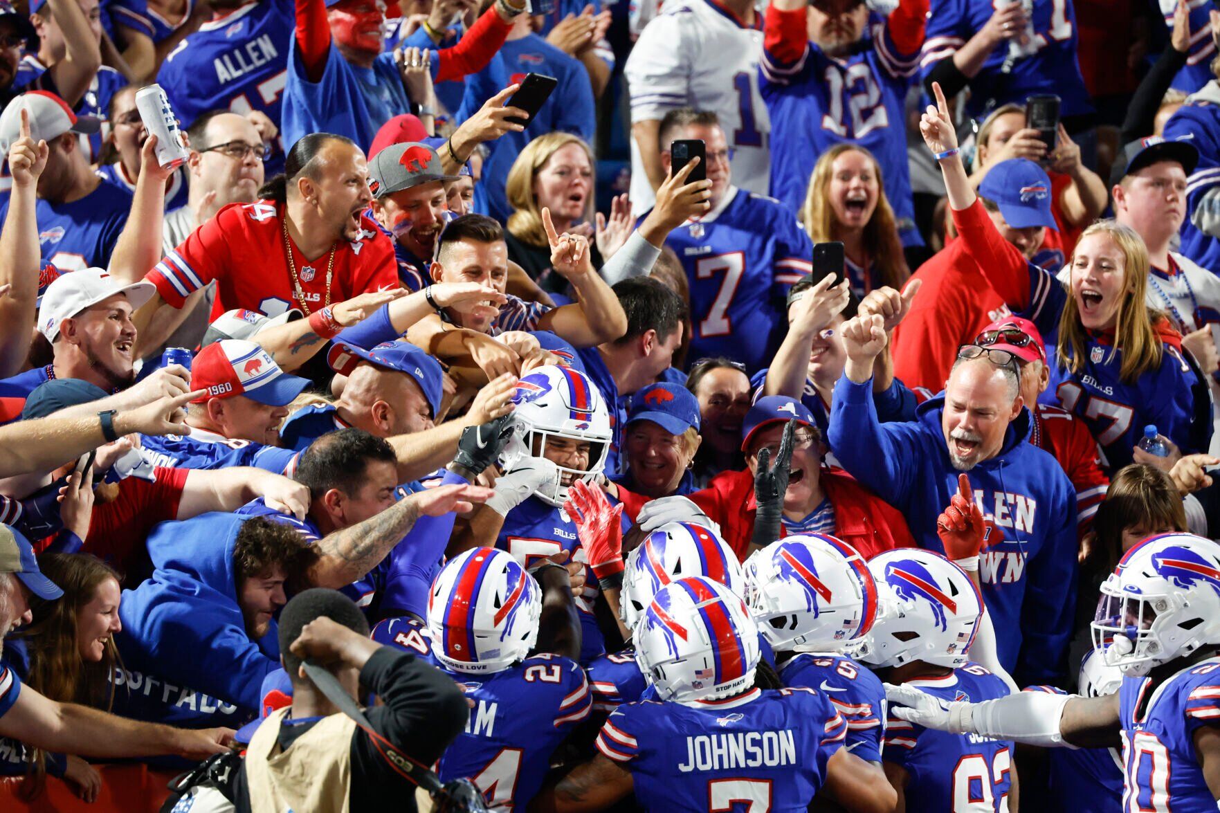 APTOPIX Titans Bills Football